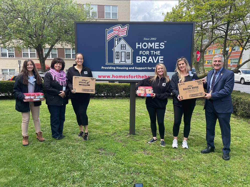 Feeding Veterans with Homes for the Brave 